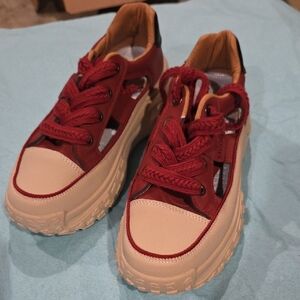 Savioke Red and Cream Ladies Sneakers